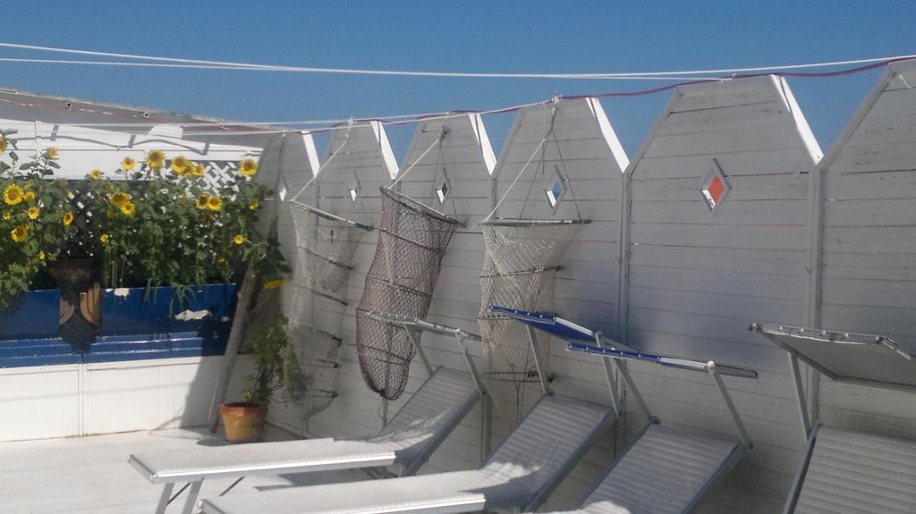 Riccione Beach Hotel - Enjoy Your Summer -Beach Village Incluso Екстер'єр фото